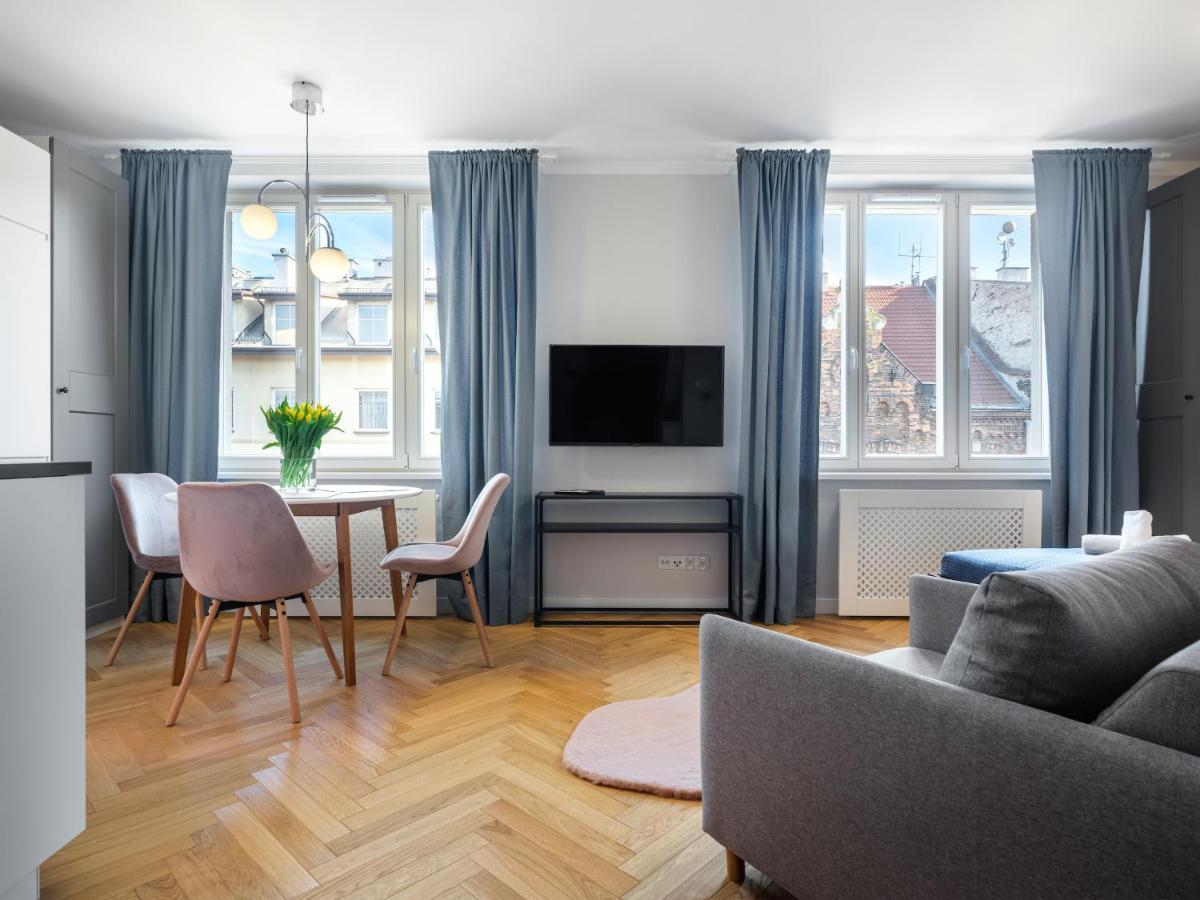Tyzenhauz Apartments Rakowicka Street Krakow Ngoại thất bức ảnh