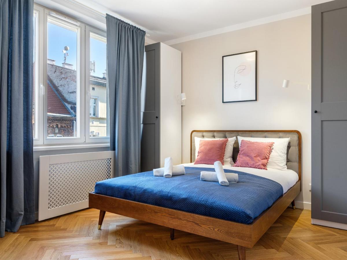 Tyzenhauz Apartments Rakowicka Street Krakow Ngoại thất bức ảnh